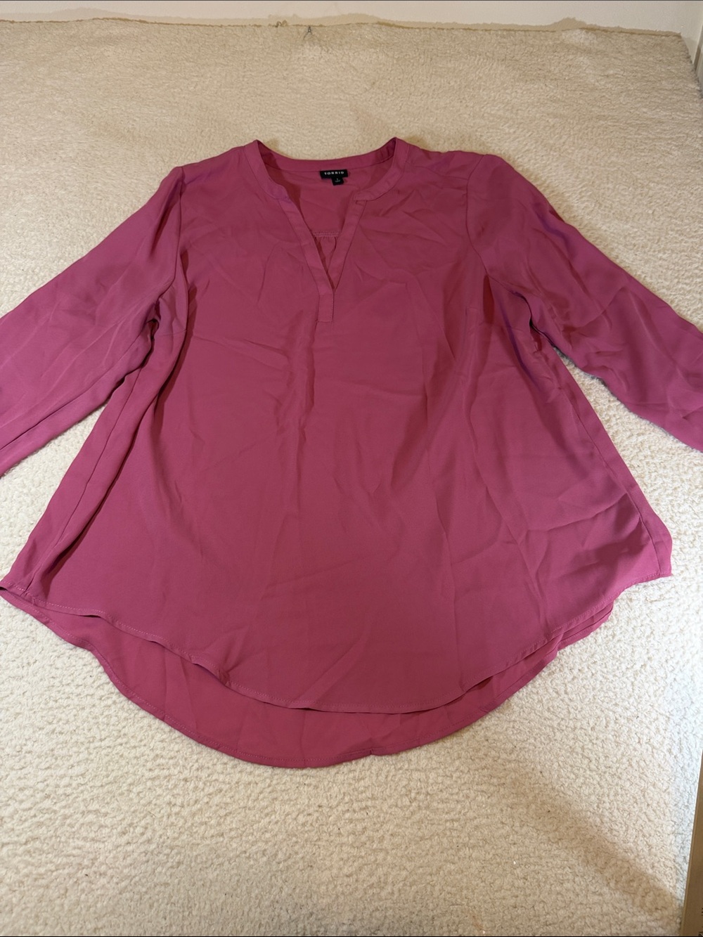 Torrid Rose-Magenta Split V-Neck Tunic Top 352